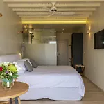 Poseidon Ξενοδοχείο 4*