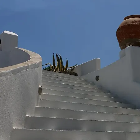 포세이돈 스위트 4* Mykonos Town