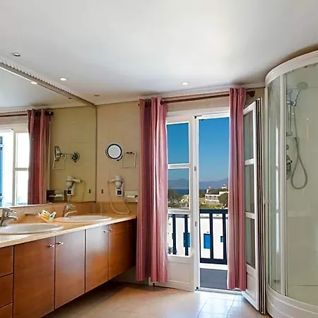 Poseidon Hotel